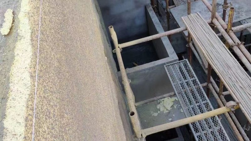 非固化防水涂料：揭秘其关键参数与选型逻辑**